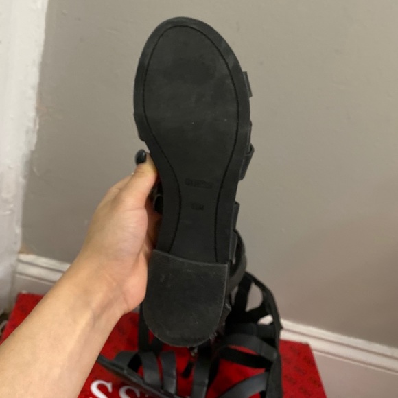 Guess Gladiator Sandals - Picture 4 of 4